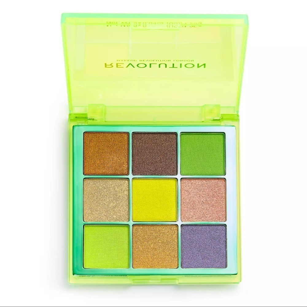 New Makeup Revolution Neon Shadow Palette